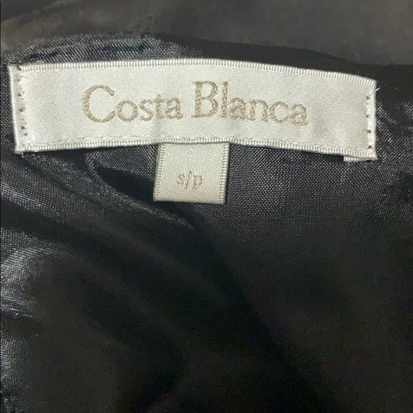 Cute black top from Costa Blanca - Picture 2 of 3